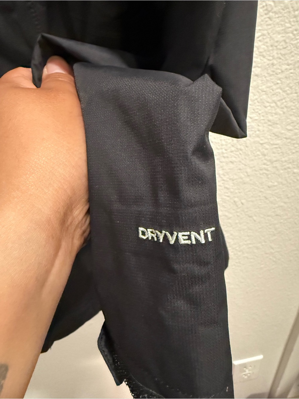 The North Face Black Hooded Rain Jacket - Picture 4 of 7